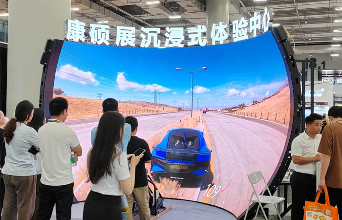 大型悬挂式球幕飞行影院怎么样？投资成本多少钱